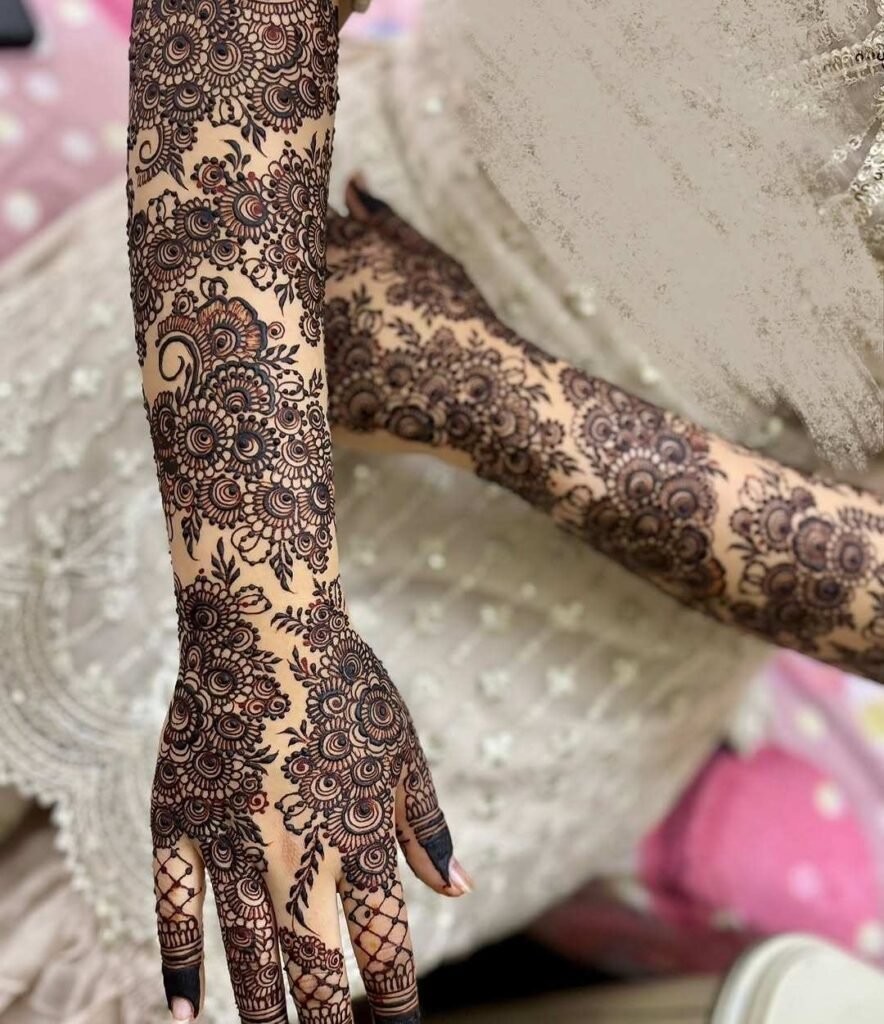 classic floral mahedi dijain