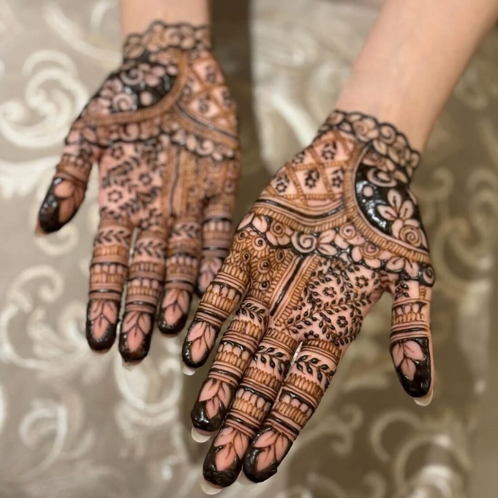 classic hand henna tattoo designs