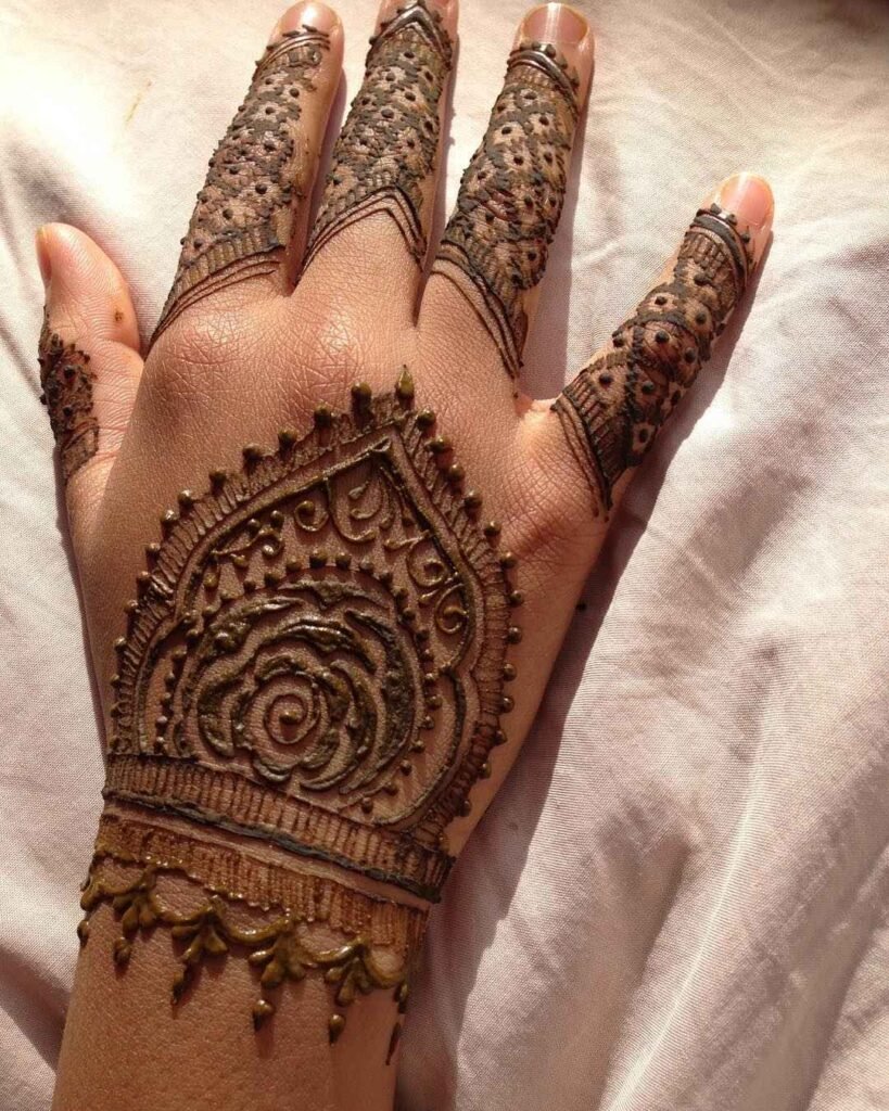 classic pakistani mehndi designs for kids