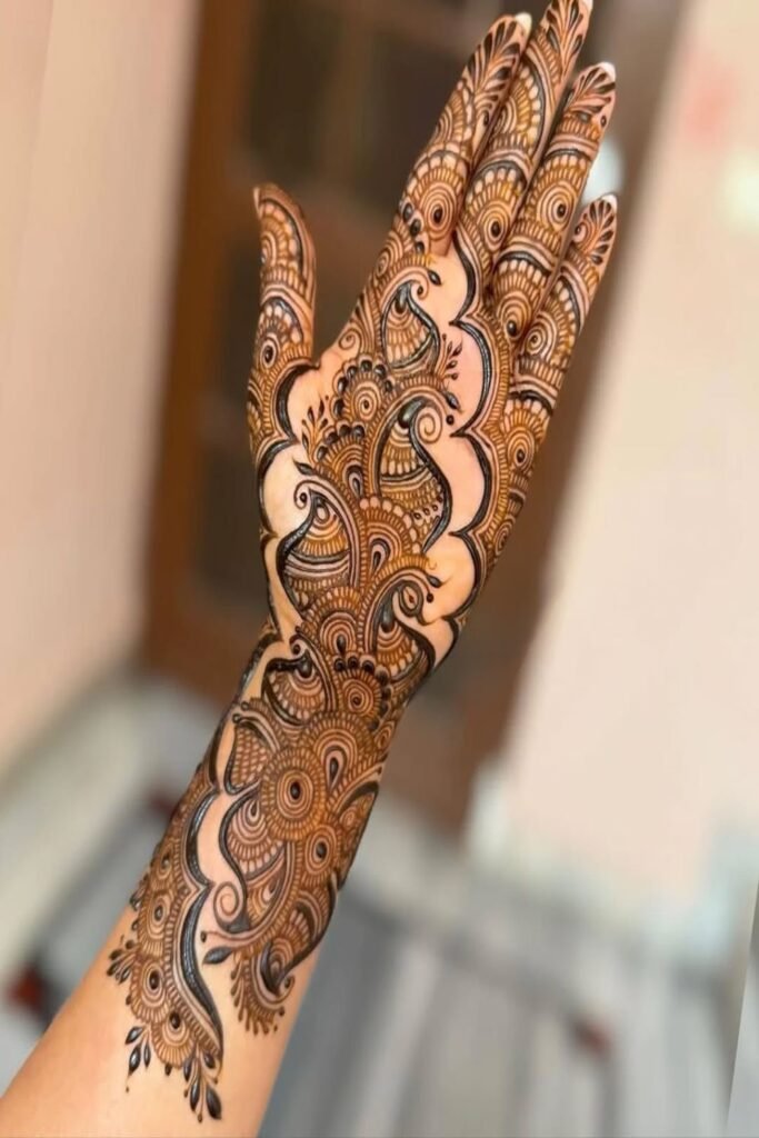 trending mehndi design