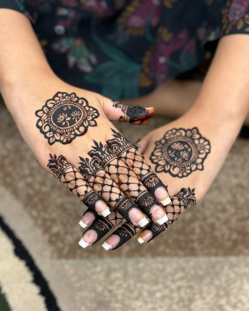 latest beautiful mehndi design