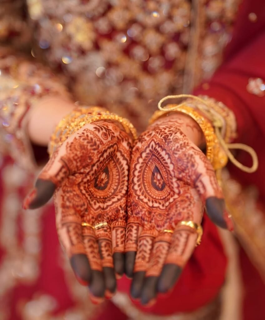 latest mehndi design easy and beautiful