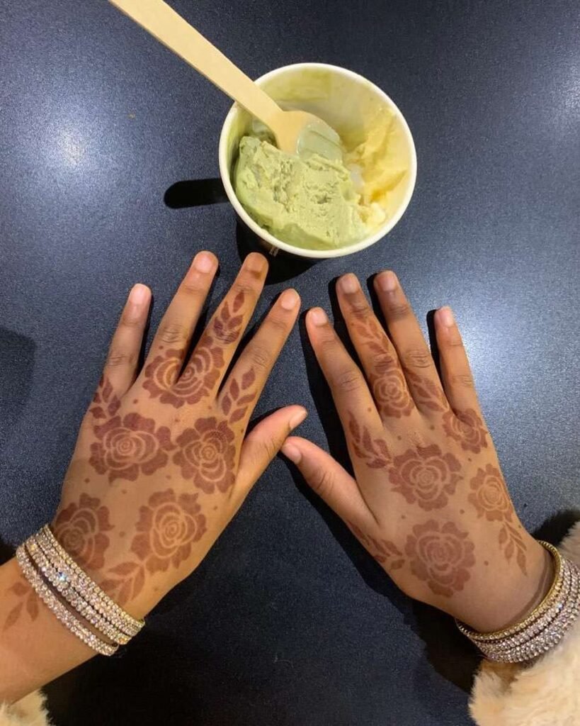 minimal arabic childrens mehndi designs