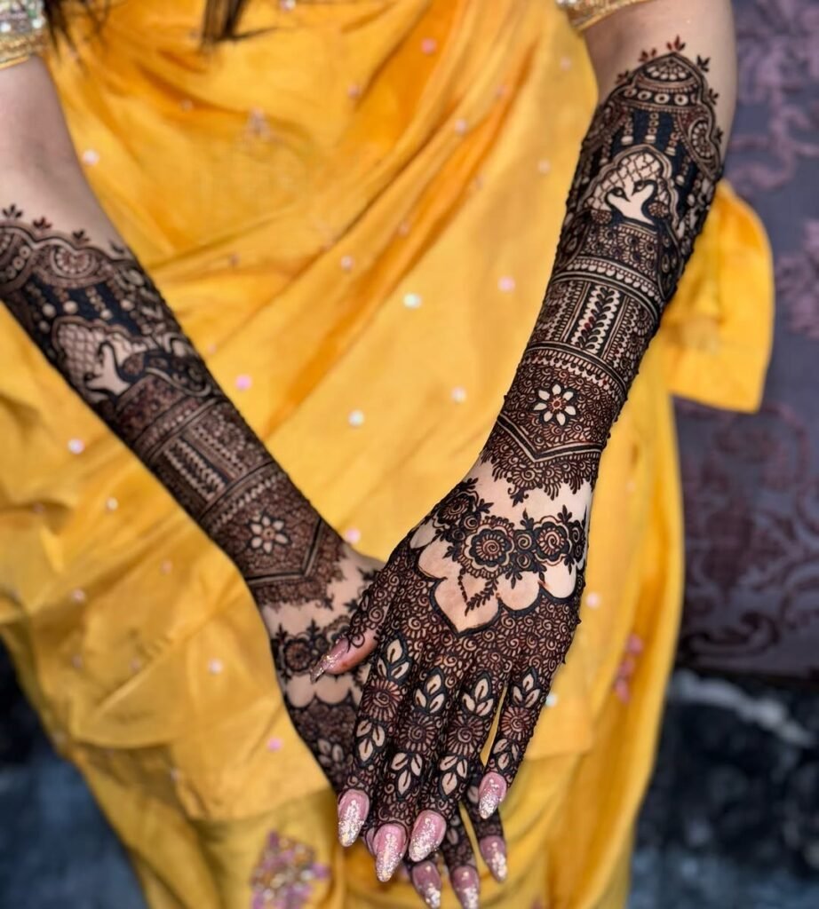 minimal hand henna tattoo designs