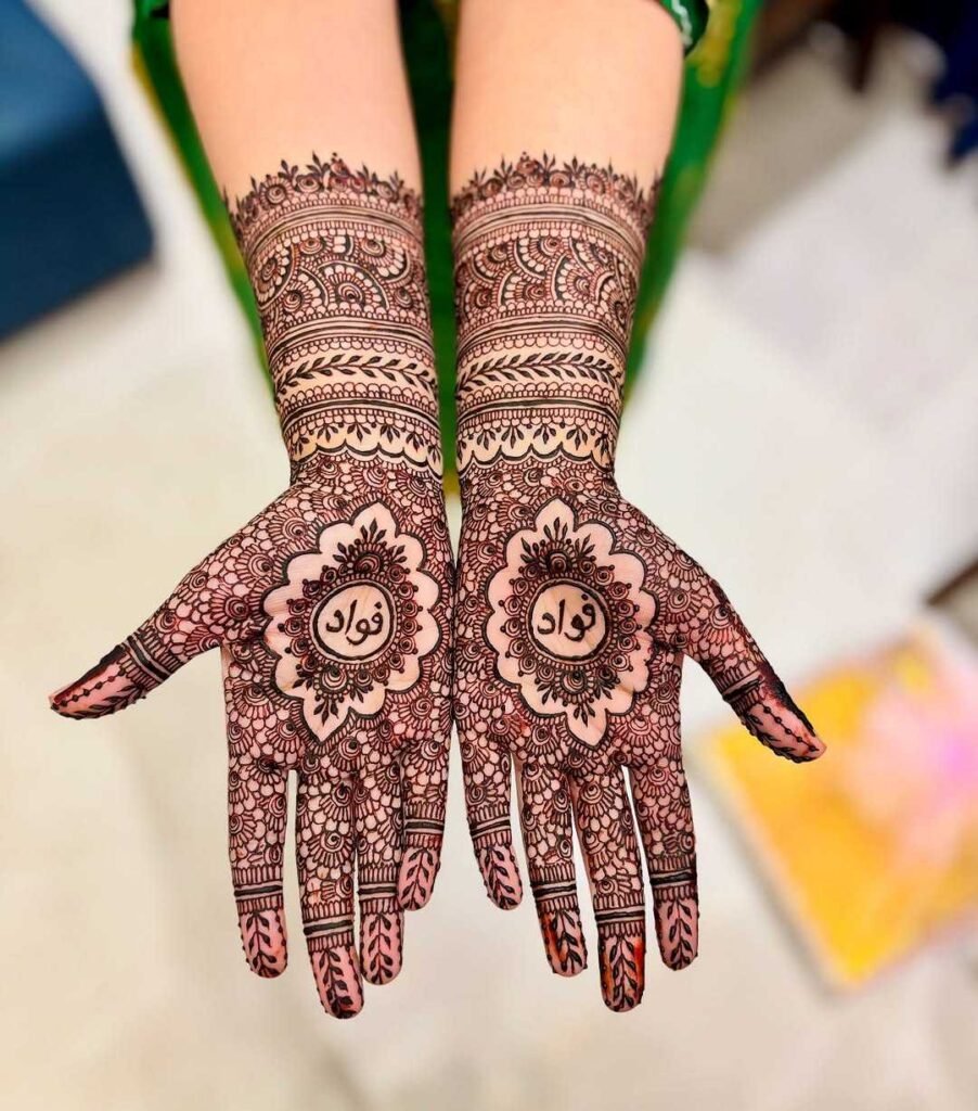 minimal indian front hand simple mehndi design