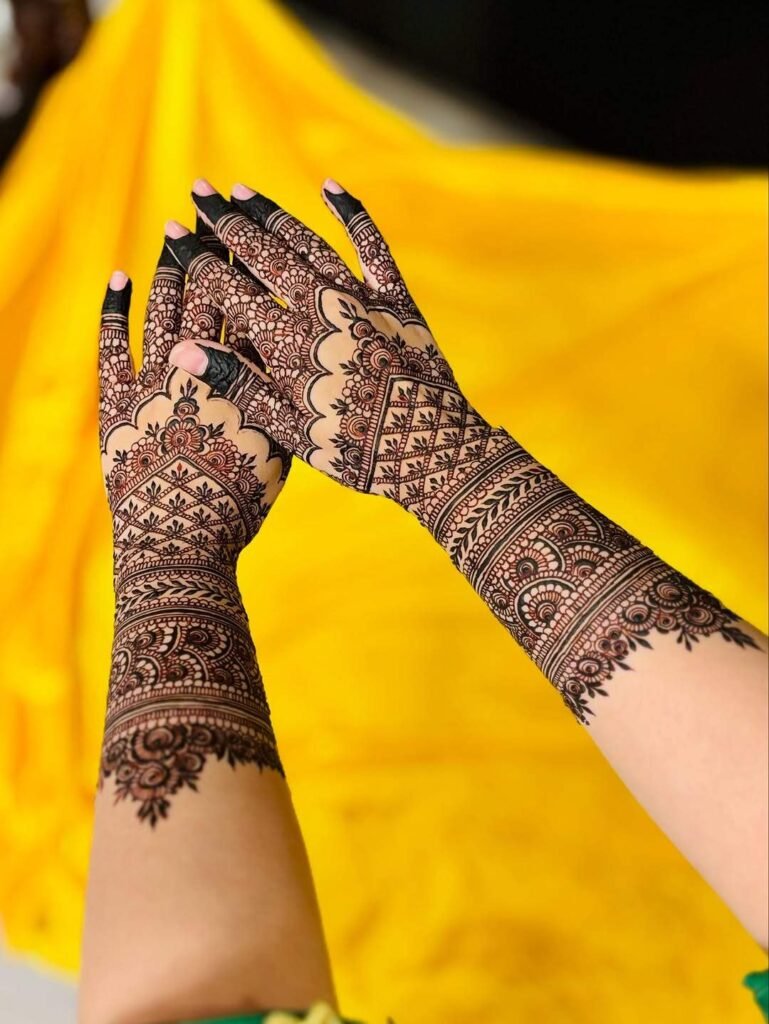 minimal pakistani mehndi design mehndi