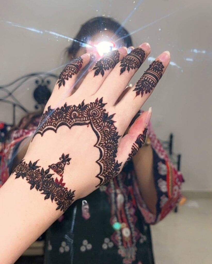 minimal simple henna black henna