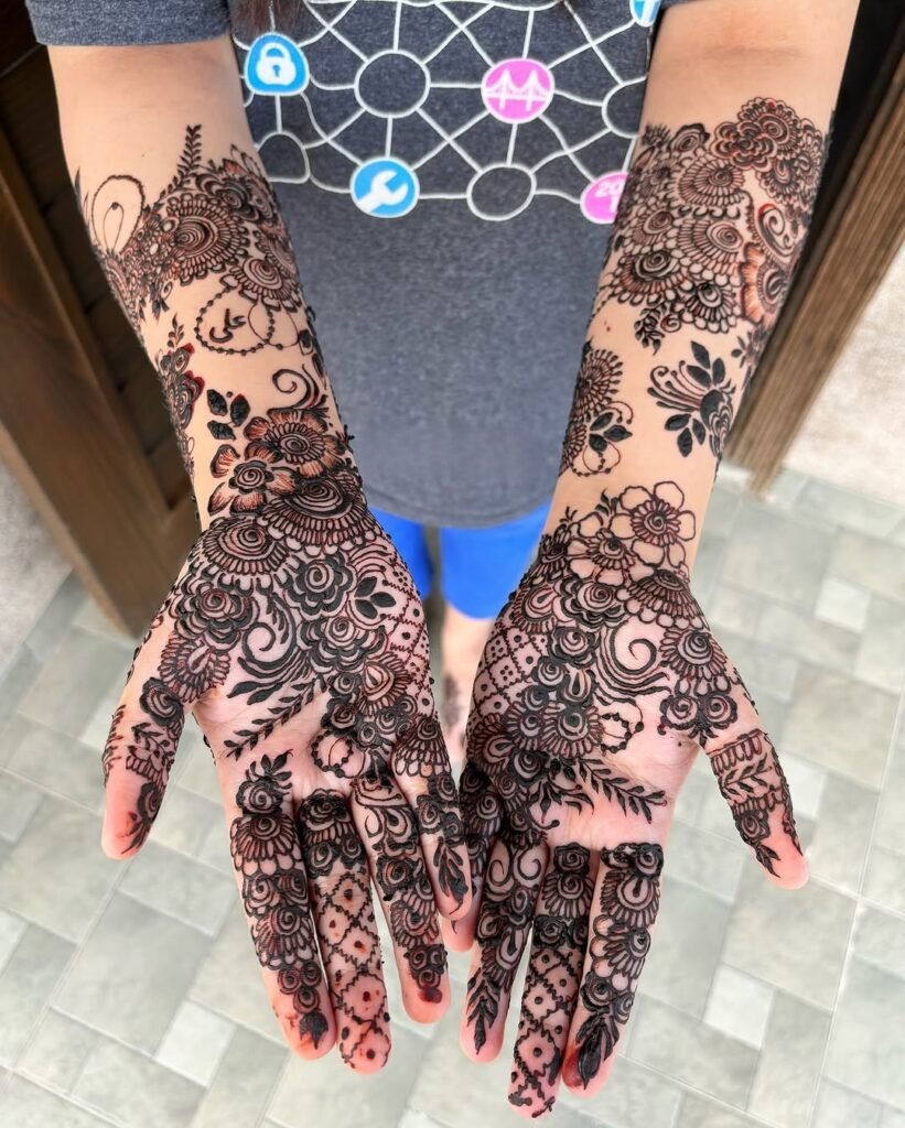 minimal simple mehndi design