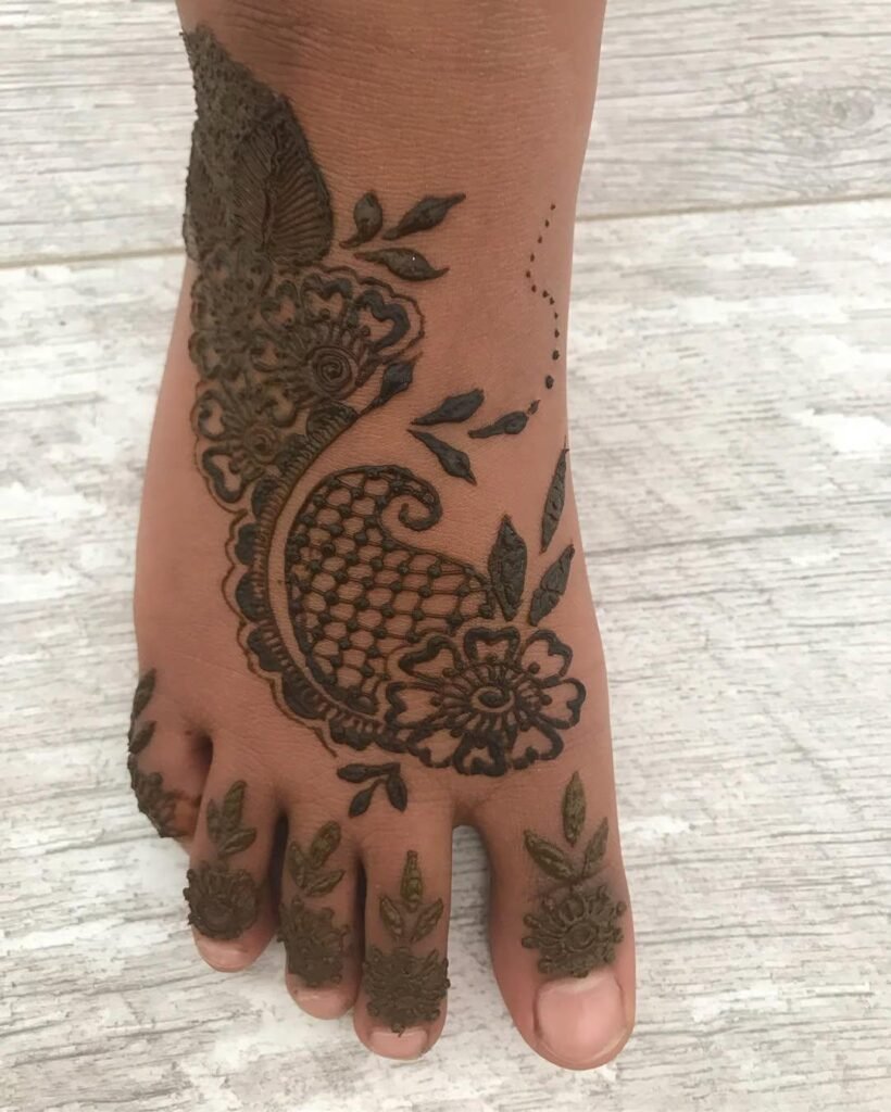 modern arabic mehndi designs for childrens