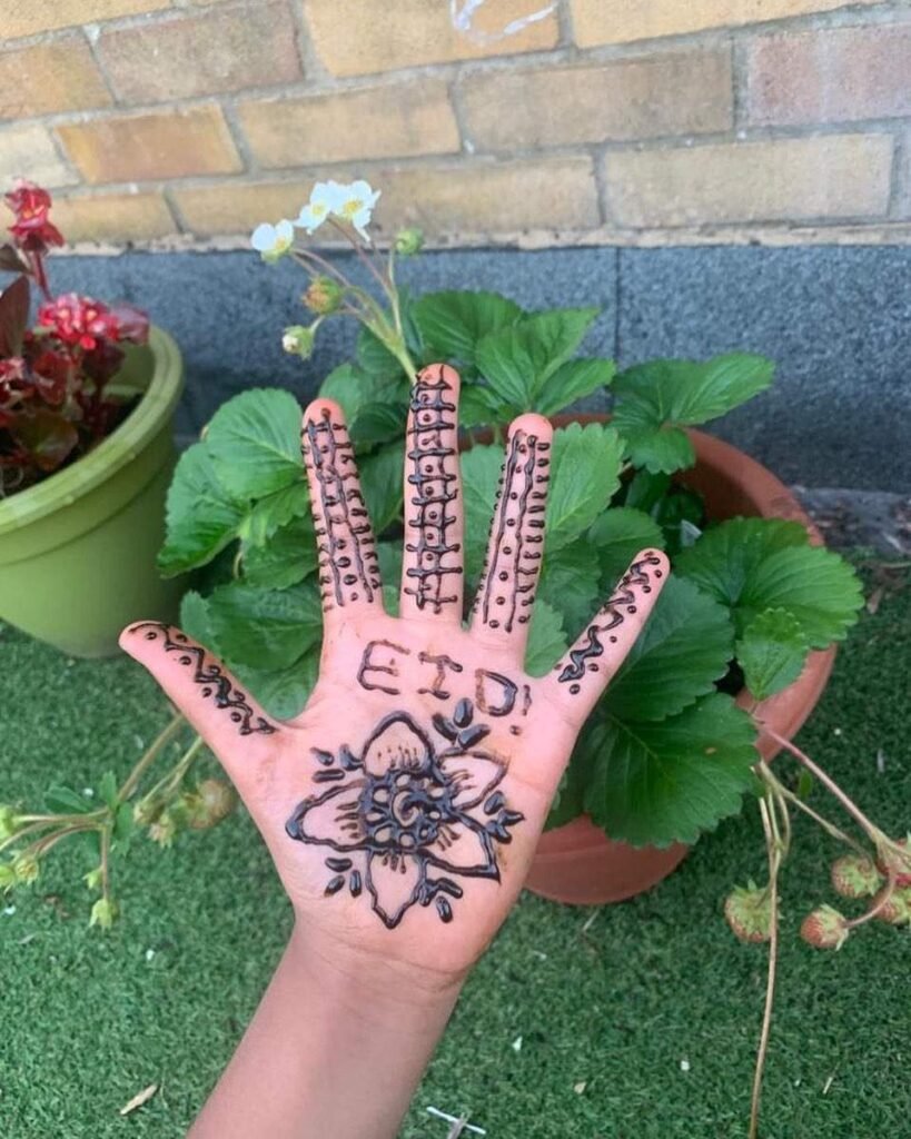 modern black mehndi designs for kids