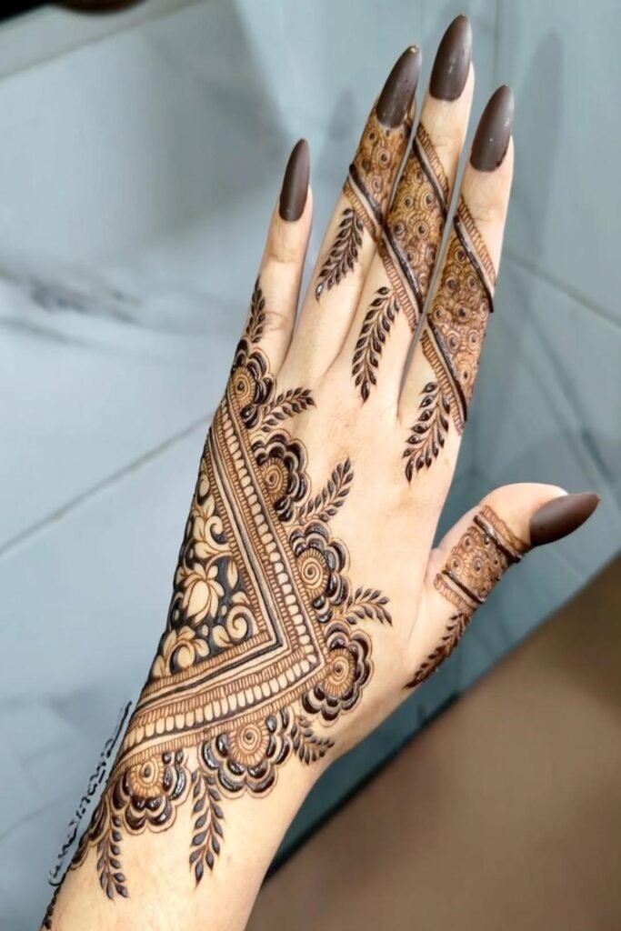 most trending mehndi design