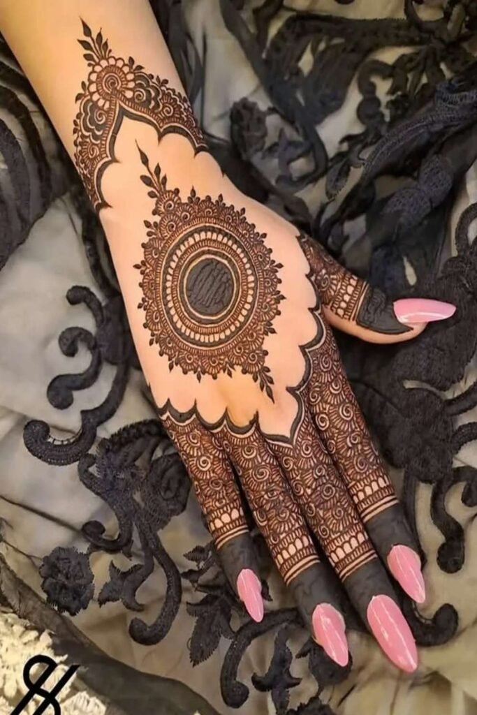 latest easy mehndi design
