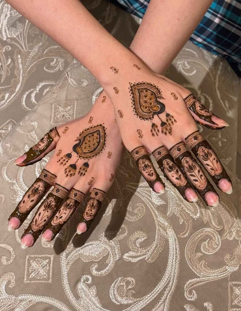 stylish easy mehndi design simple