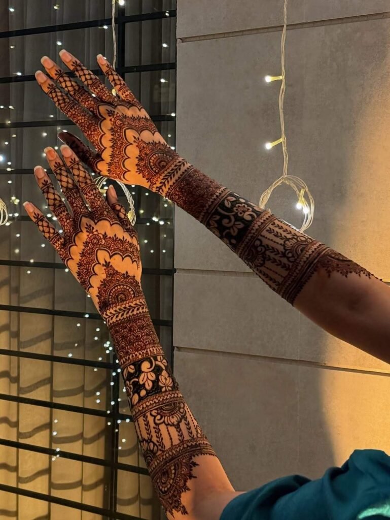 stylish floral mehndi design simple