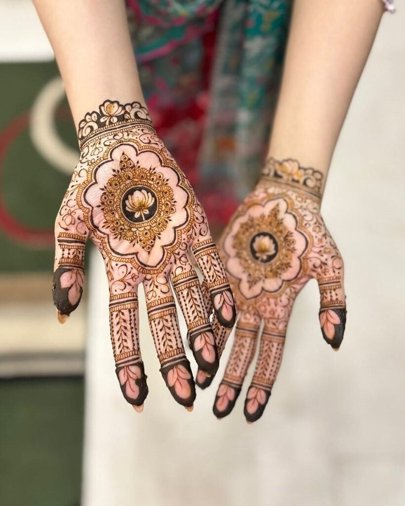 stylish injection mehndi designs arabic design