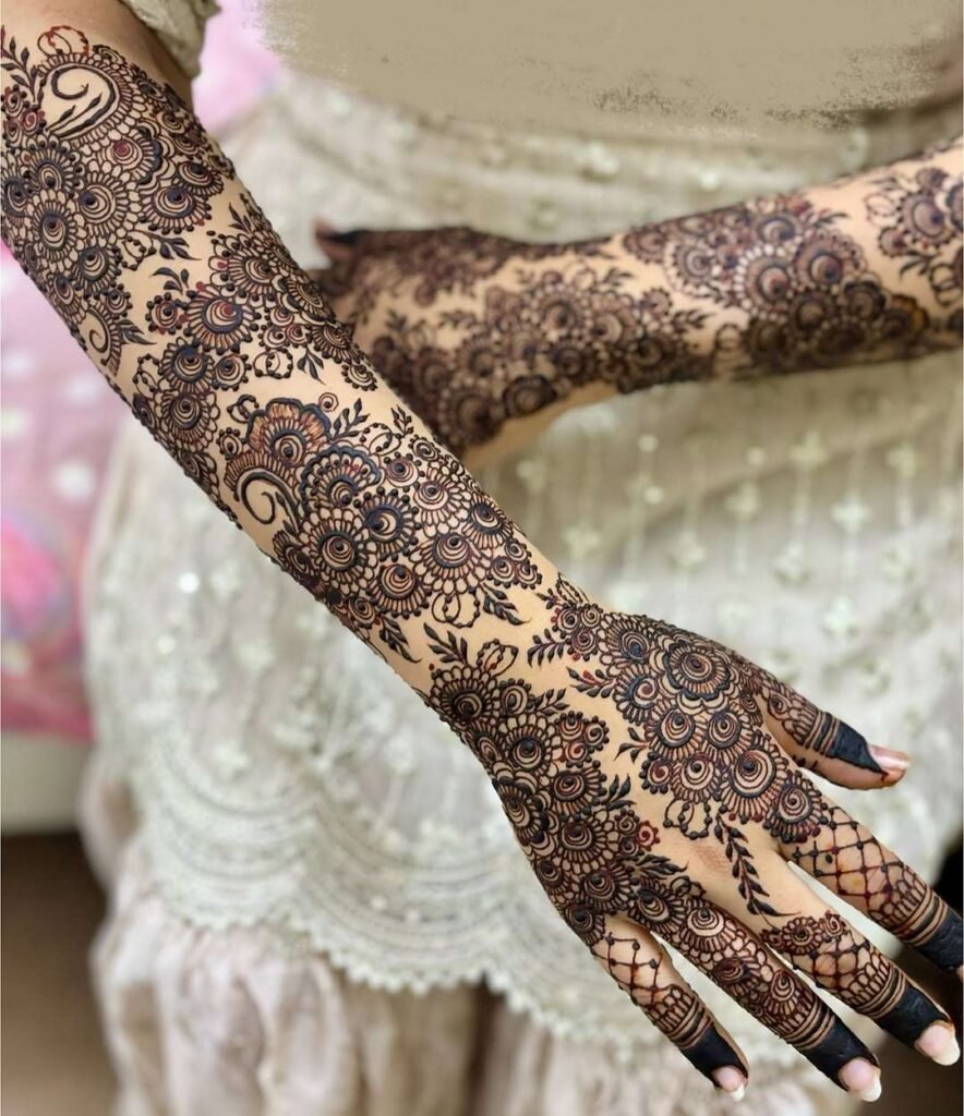 stylish pakistani mahedi dijain