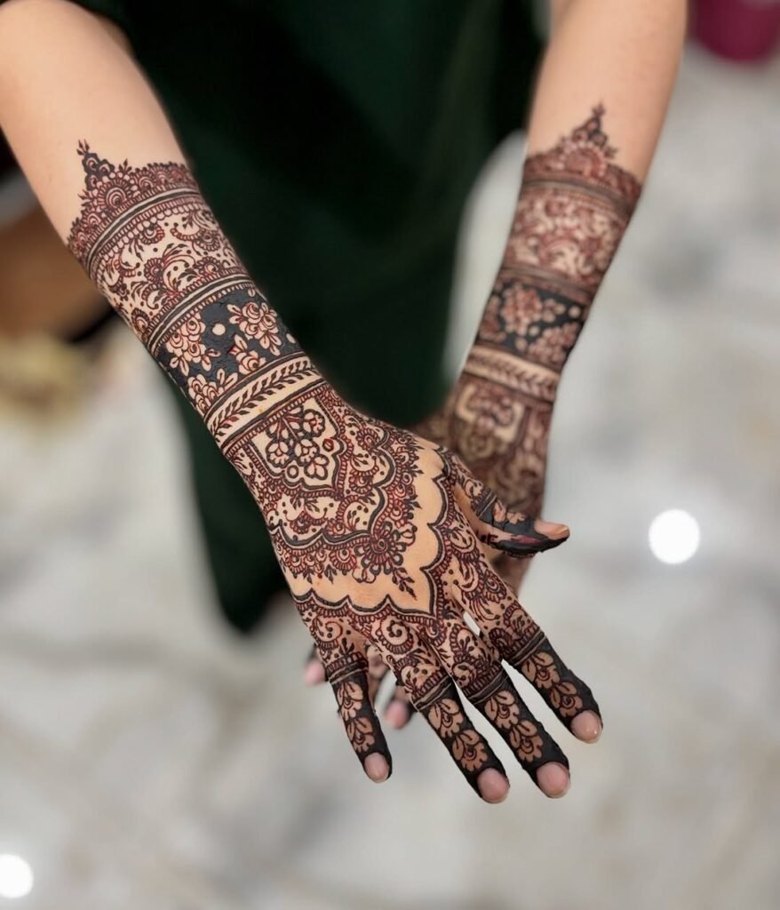 trending basic simple mehndi designs