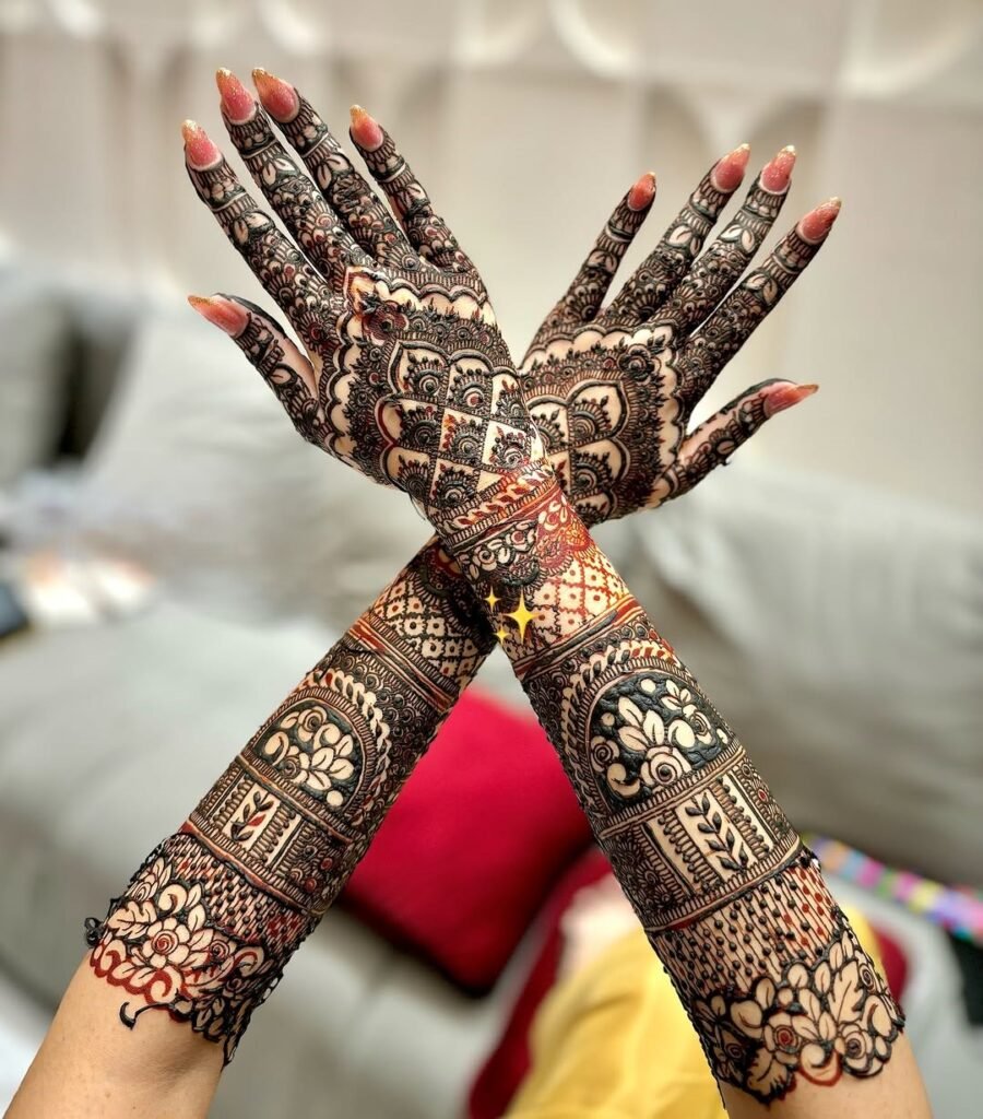 trending simple mehndi design