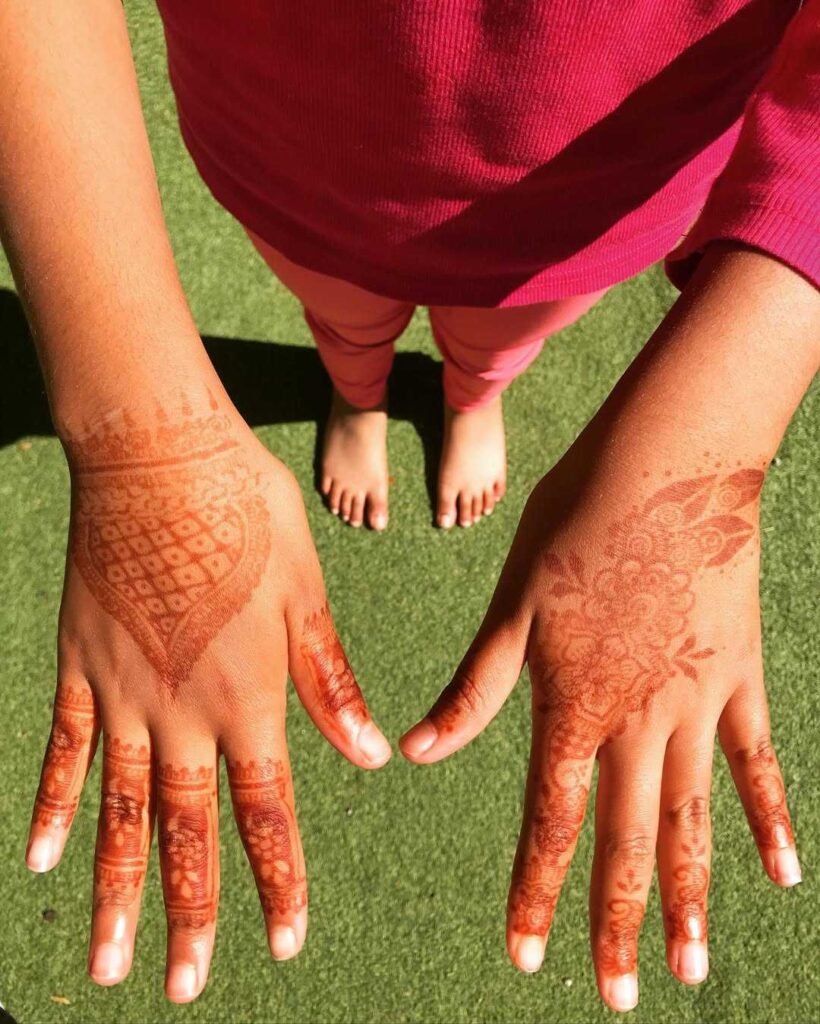 trending pakistani mehndi designs for childrens